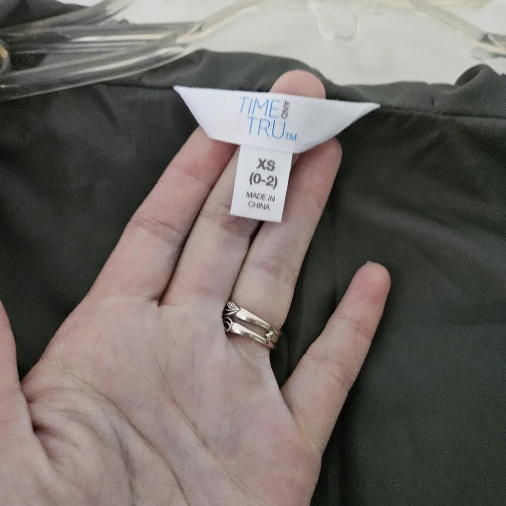 Green Jacket - Picture 3 of 7